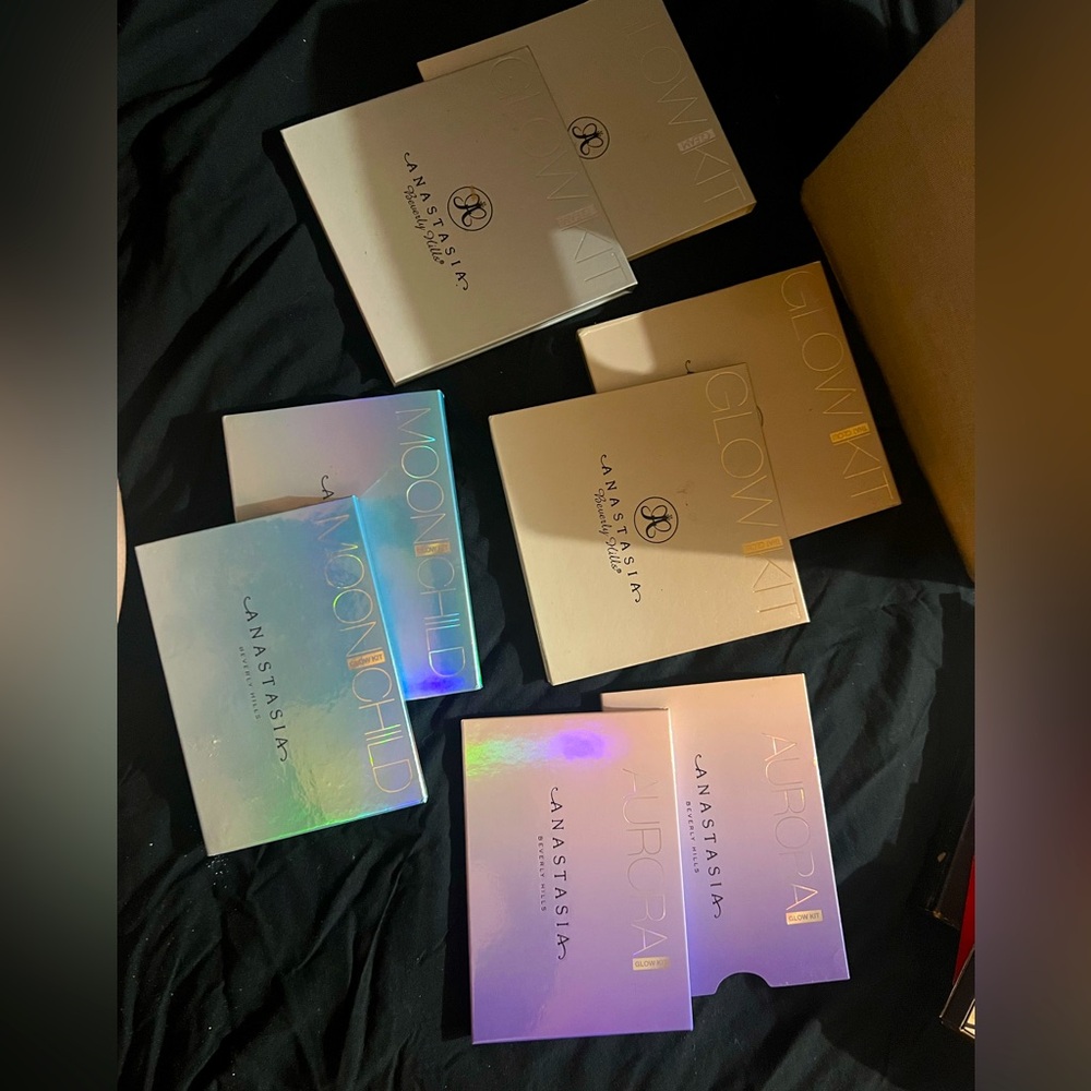 Anastasia Beverly Hills Glow Kit
